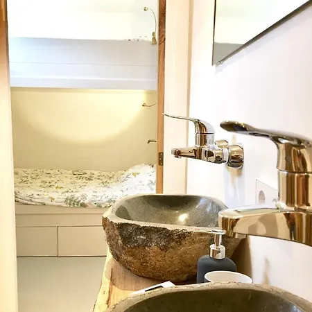 Parel Bij De Zee *